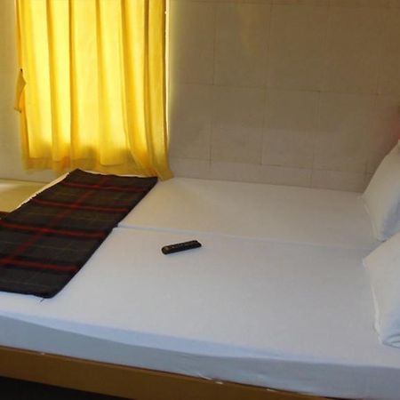 Kvr Deluxe Residency Villa Tirupati Rum bild
