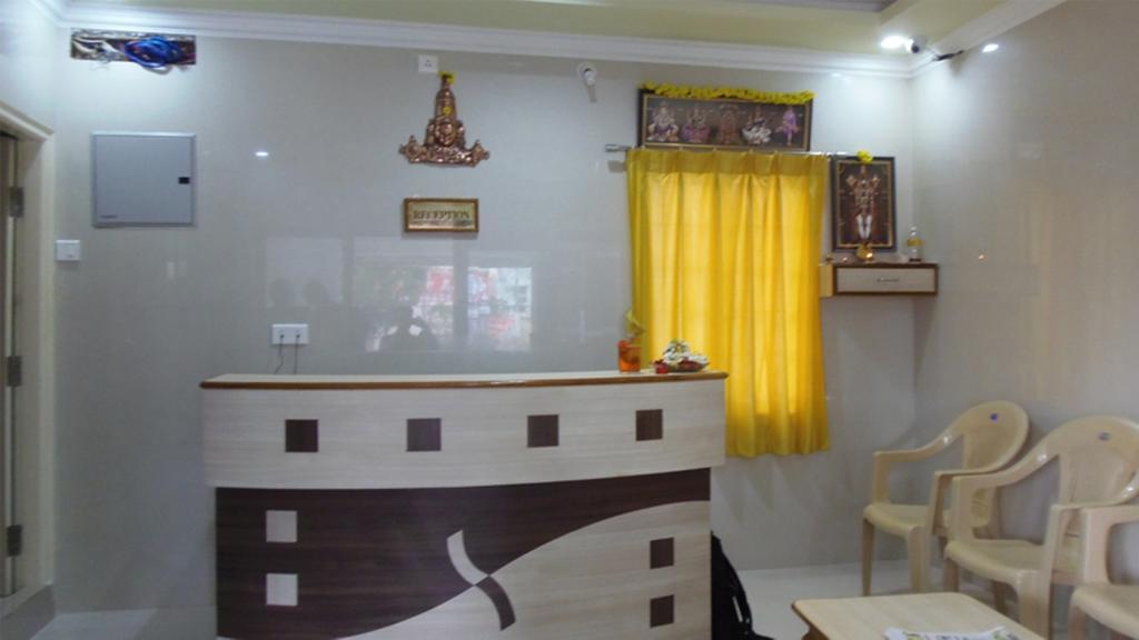Kvr Deluxe Residency Villa Tirupati Exteriör bild