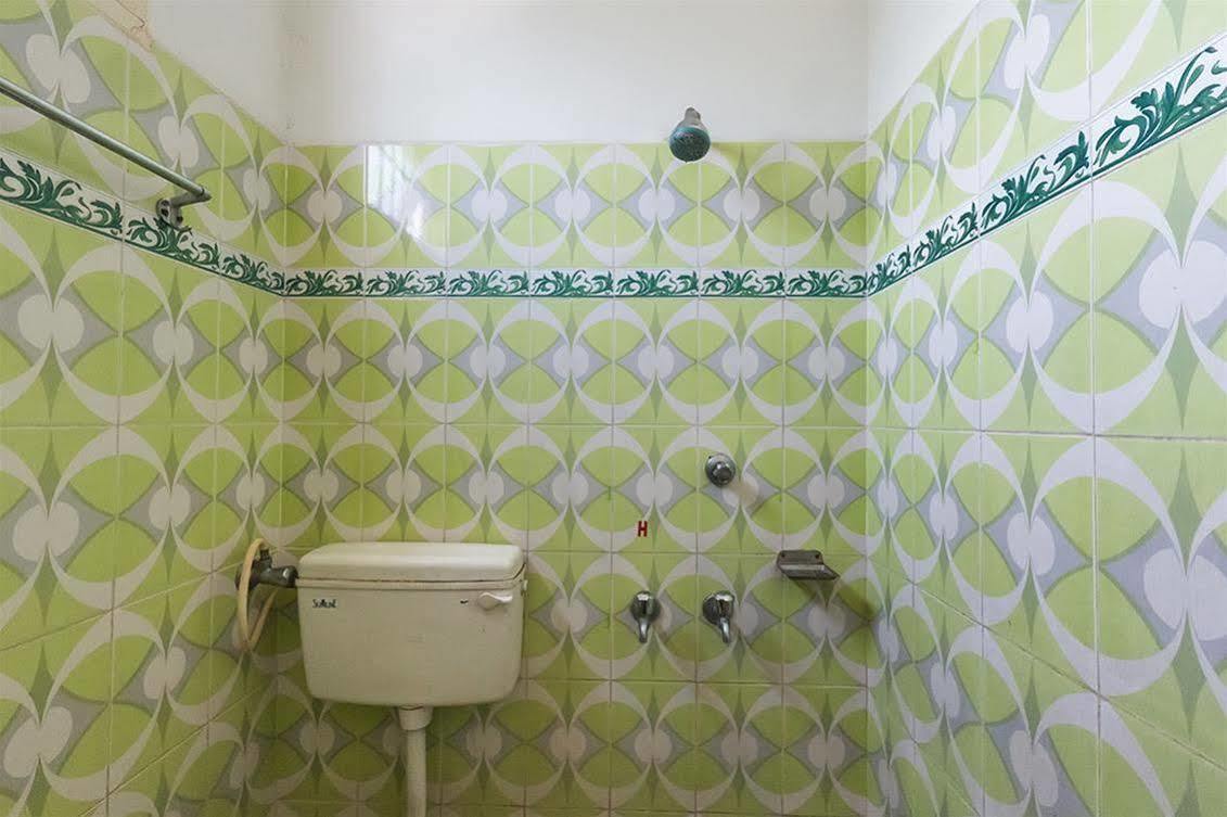 Kvr Deluxe Residency Villa Tirupati Exteriör bild